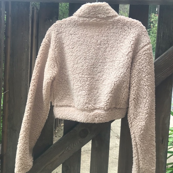 ZAFUL Faux Fur Crop Pullover w/ Front Pocket / Light Khaki - Picture 3 of 4